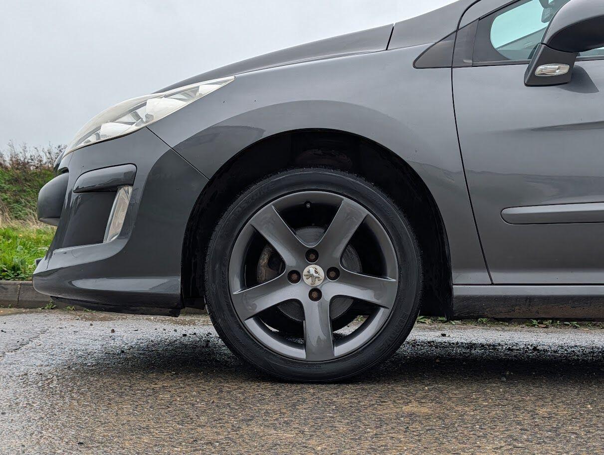 Used Peugeot 308 2008 for sale - 76573559: Photo 12