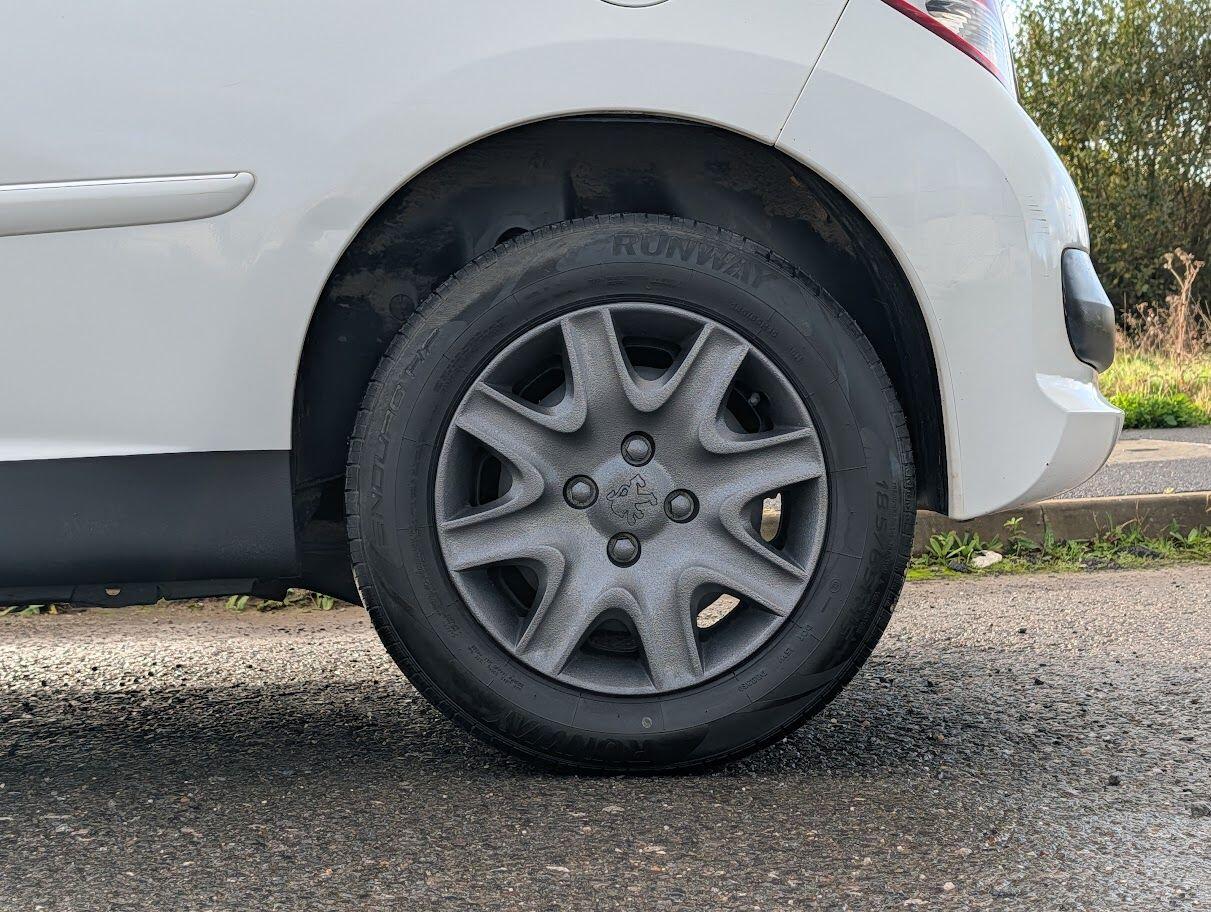 Used Peugeot 207 2012 for sale - 76573051: Photo 13