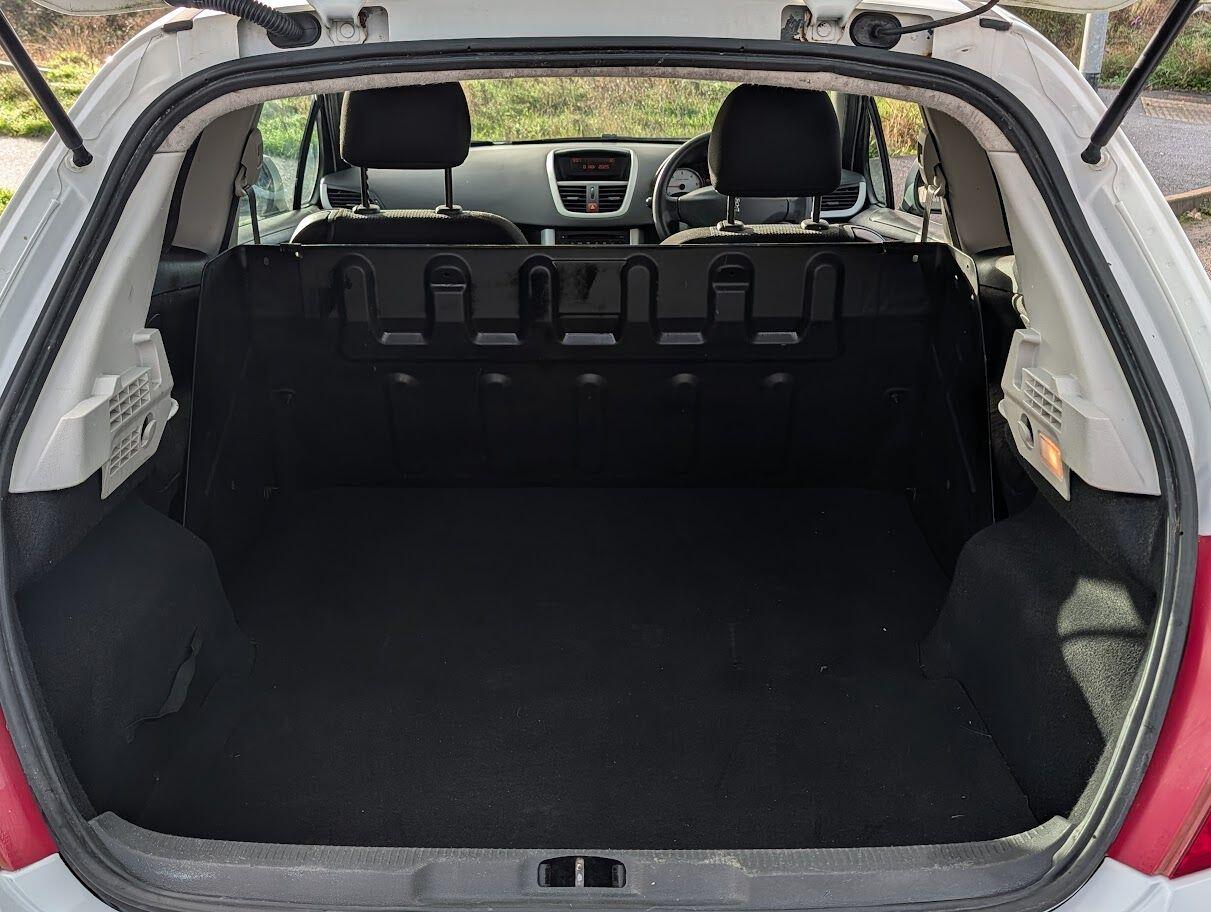 Used Peugeot 207 2012 for sale - 76573051: Photo 20