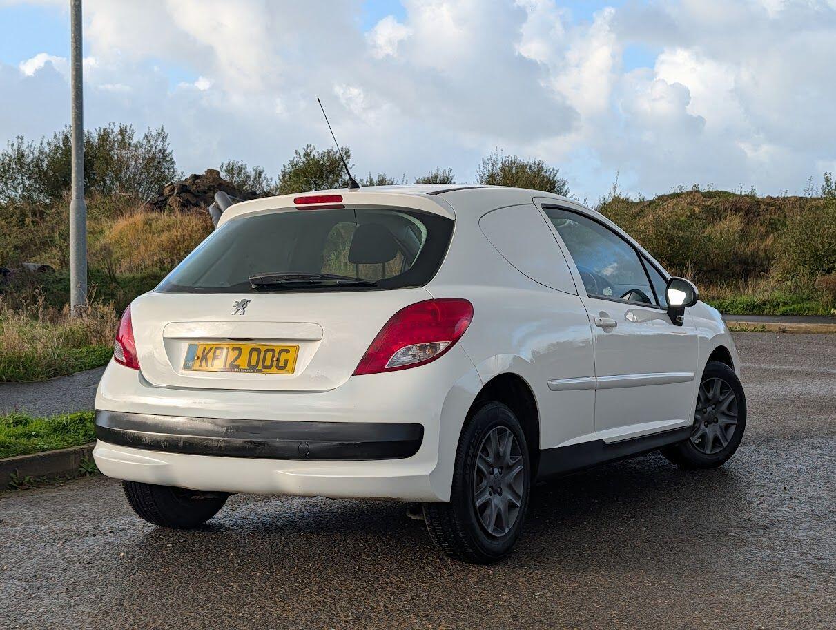 Used Peugeot 207 2012 for sale - 76573051: Photo 9