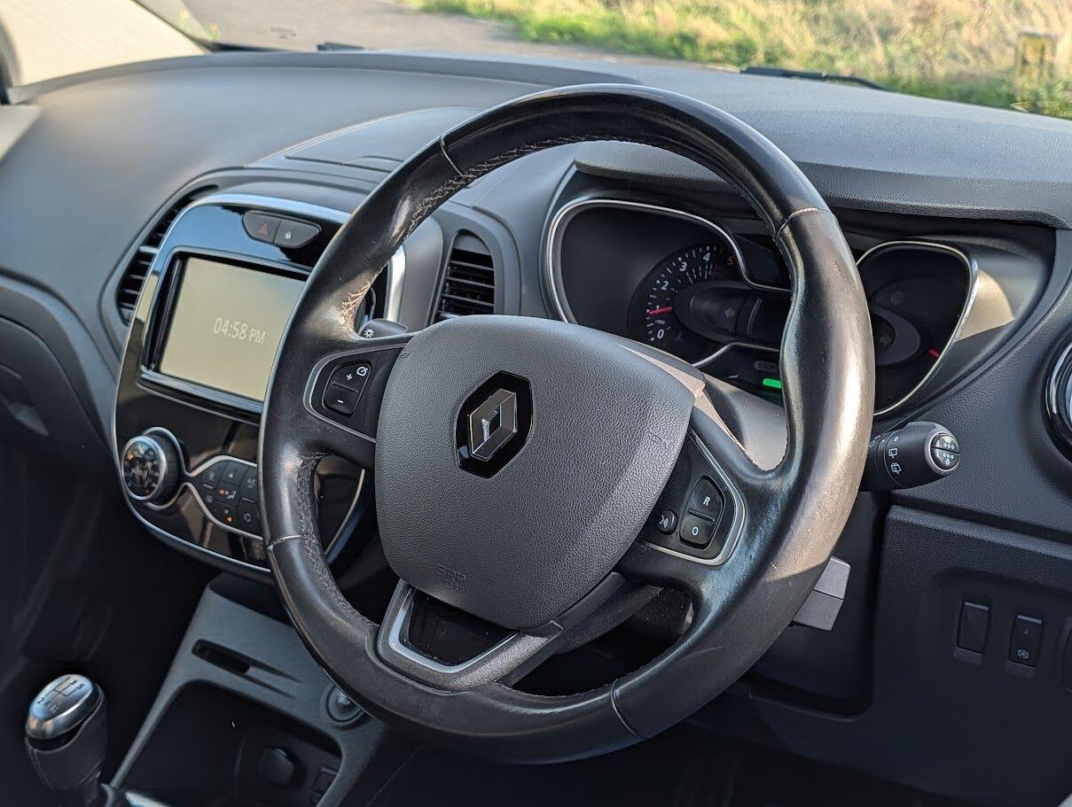 Used Renault Captur 2018 for sale - 76188568: Photo 30