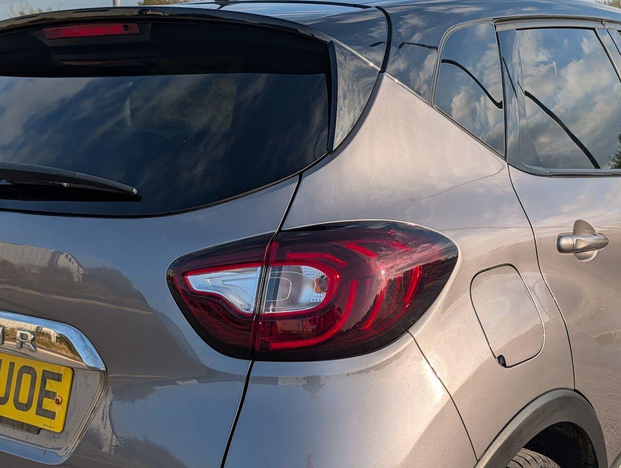 Used Renault Captur 2018 for sale - 76188568: Photo 32