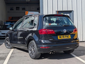 Used Volkswagen Golf SV 2016 for sale - 77898152: Photo