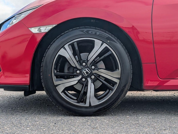 Used Honda Civic 2018 for sale - 76189904: Photo 18