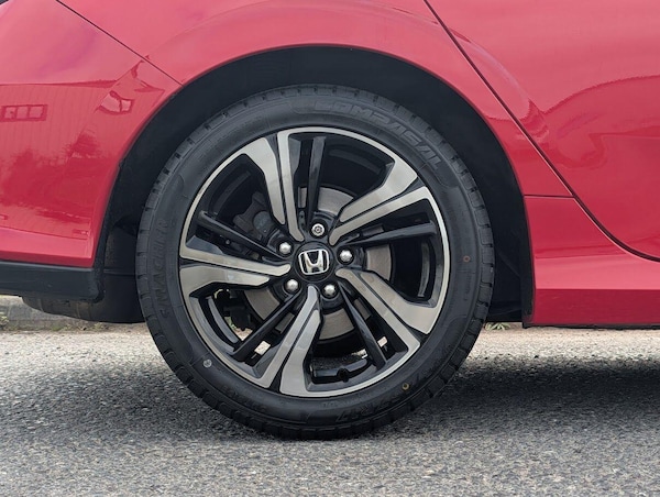 Used Honda Civic 2018 for sale - 76189904: Photo 20