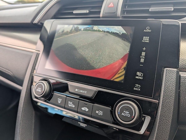 Used Honda Civic 2018 for sale - 76189904: Photo 23