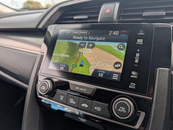 Used Honda Civic 2018 for sale - 76189904: Photo 24