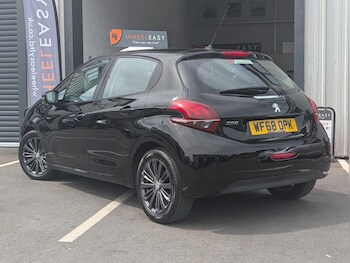 Used Peugeot 208 2018 for sale - 79475513: Photo