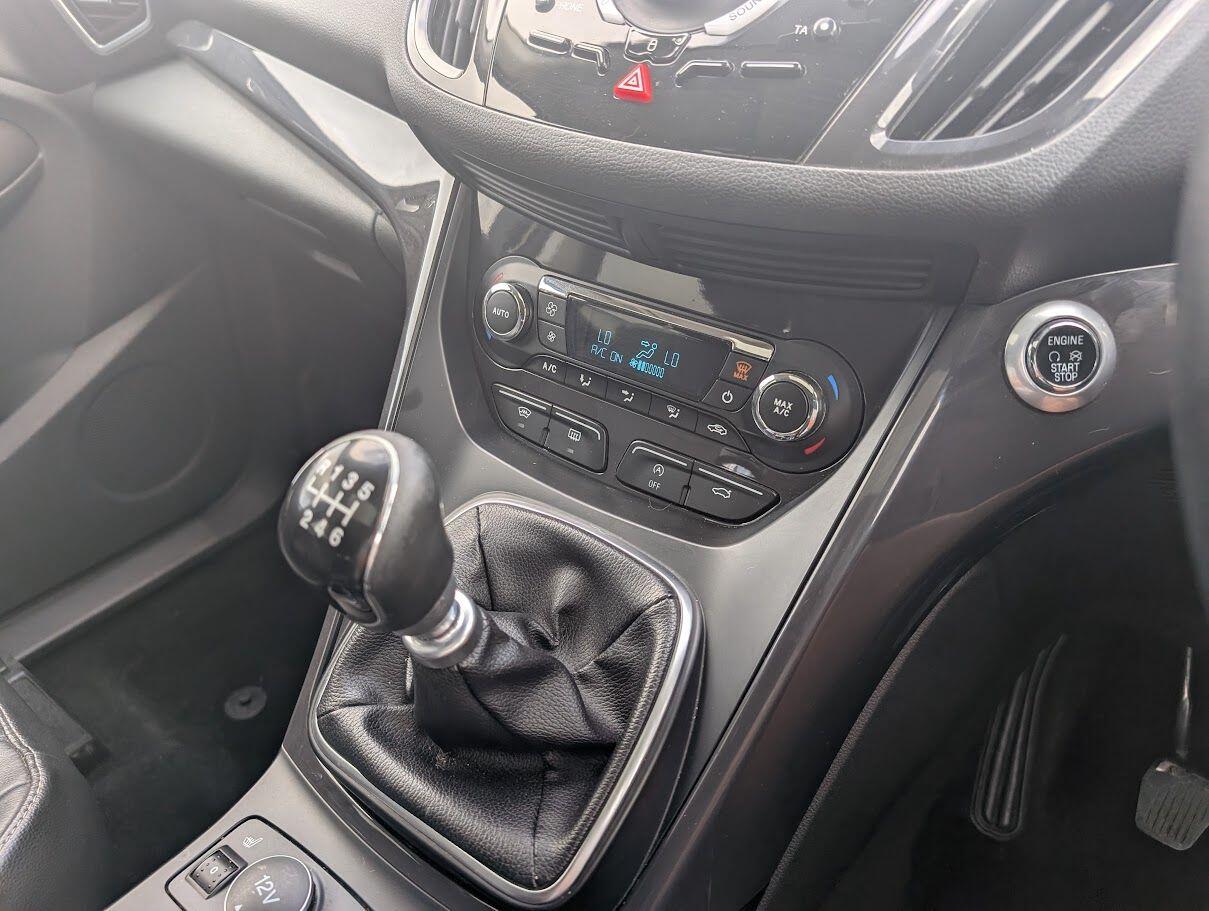 Used Ford Kuga 2015 for sale - 76002135: Photo 9