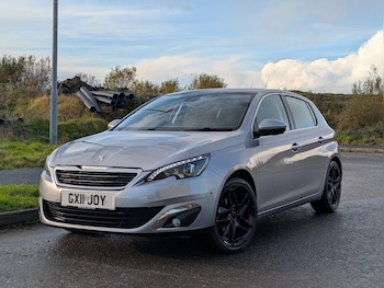 Used Peugeot 308 2013 for sale - 76824984: Photo