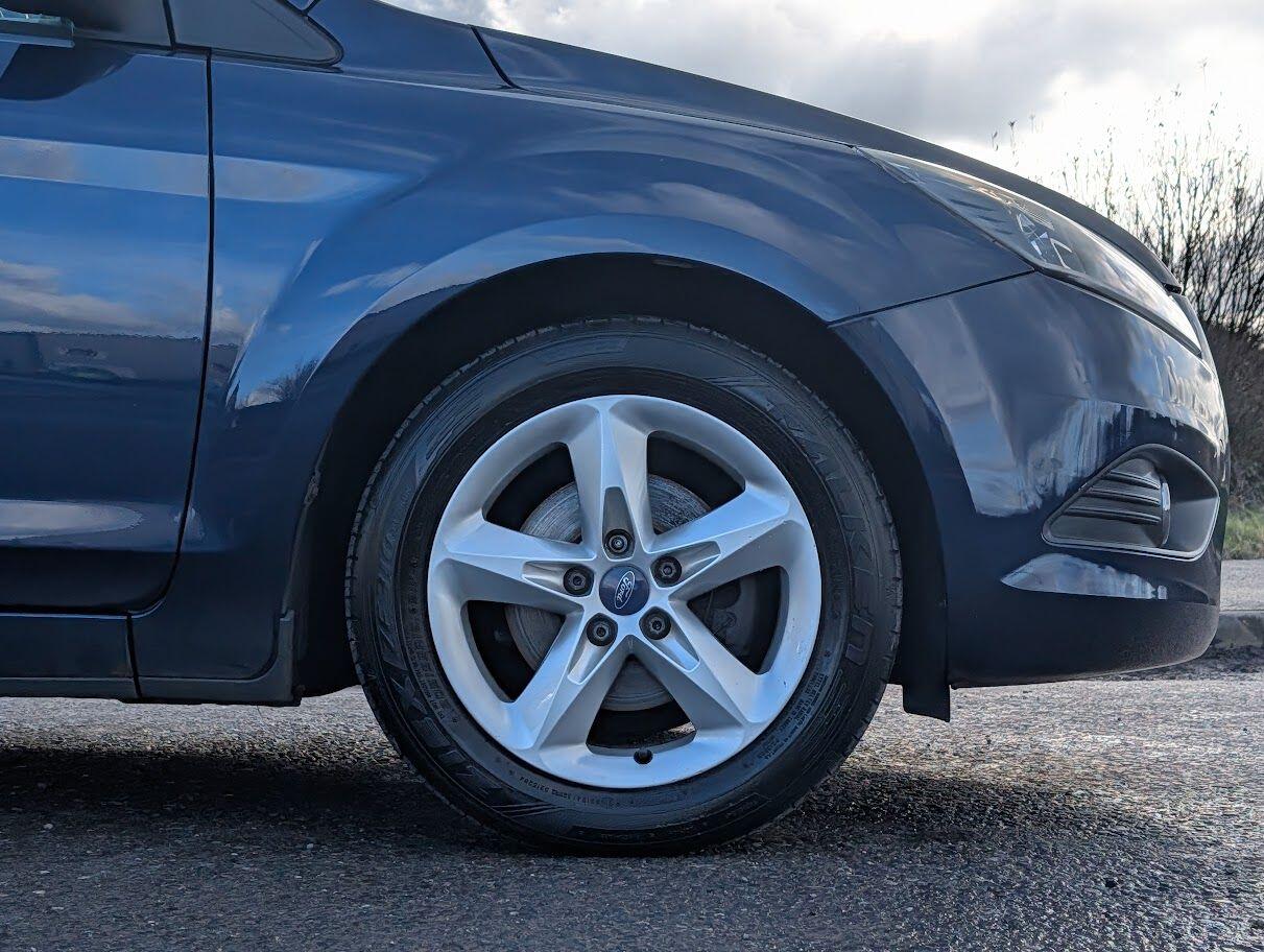 Used Ford Focus 2010 for sale - 77290878: Photo 19