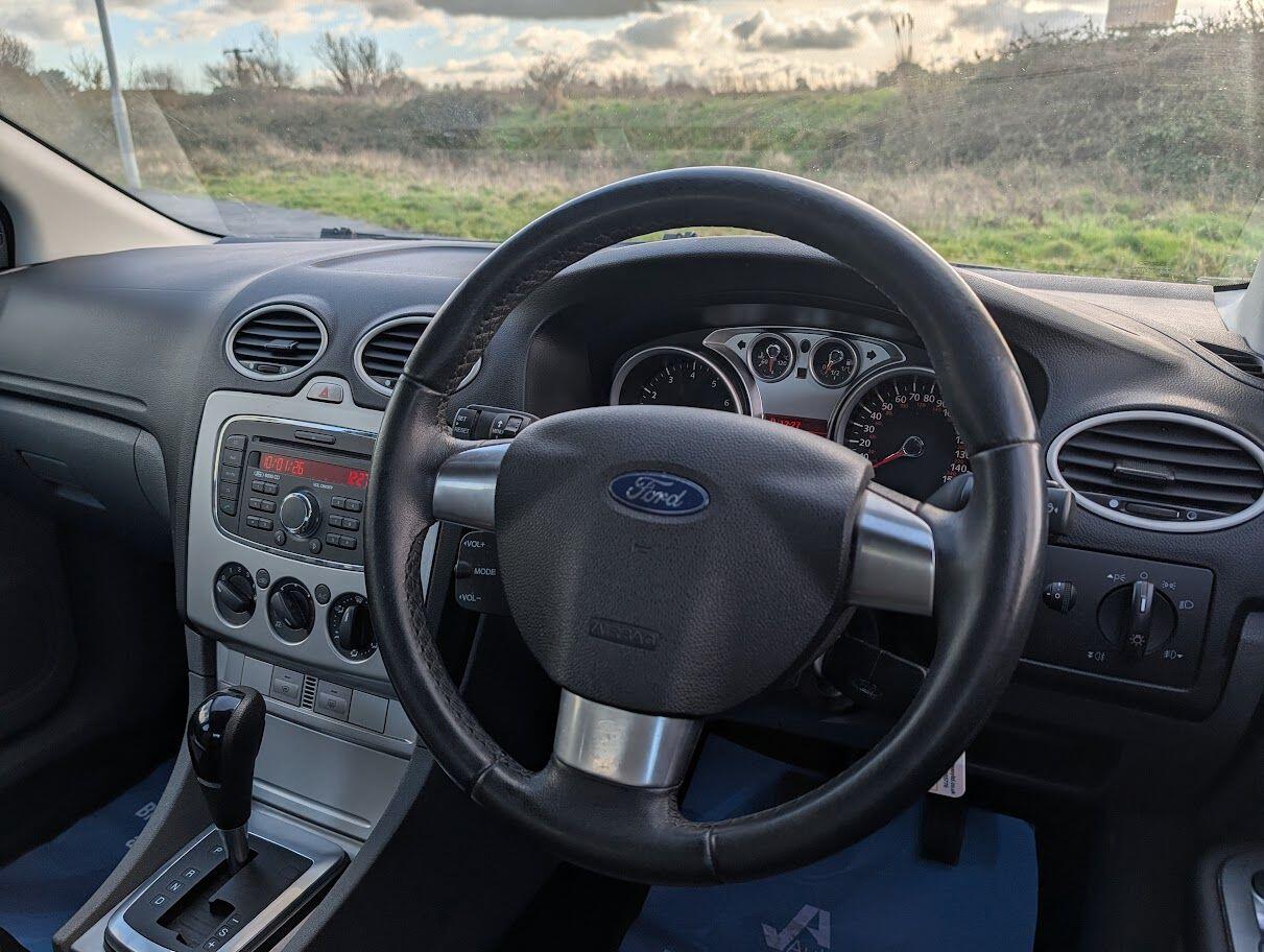 Used Ford Focus 2010 for sale - 77290878: Photo 24