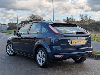 Used Ford Focus 2010 for sale - 77290878: Photo