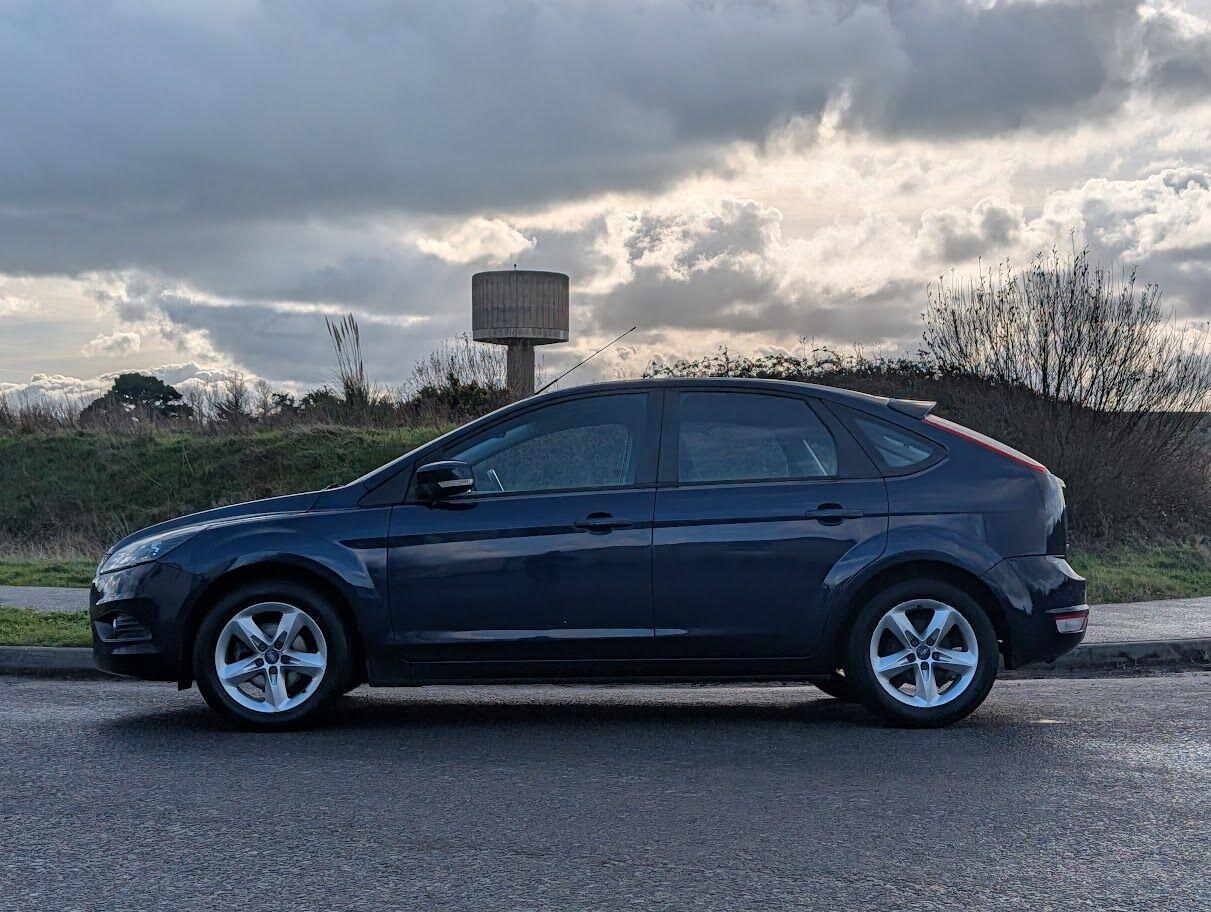 Used Ford Focus 2010 for sale - 77290878: Photo 6