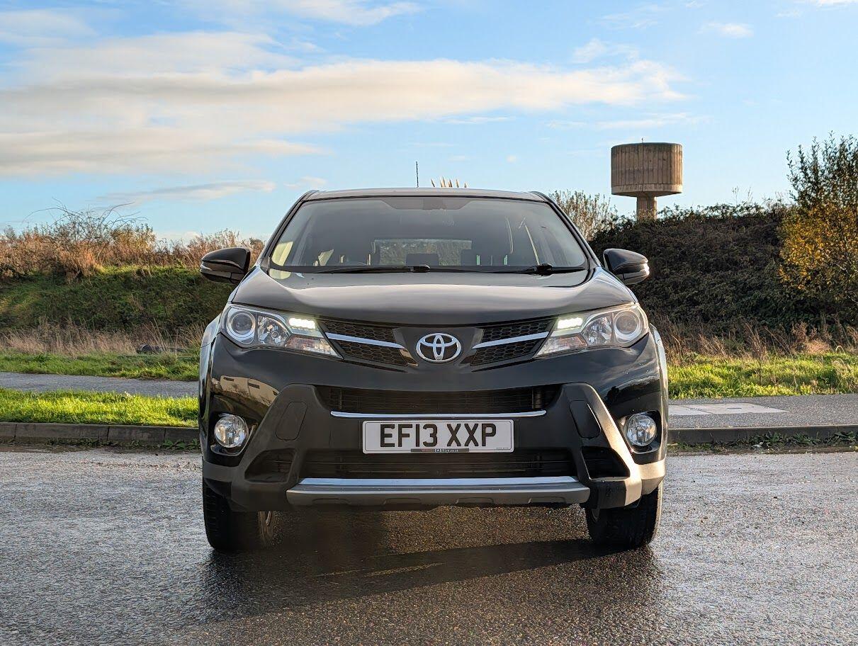 Used Toyota RAV4 2013 for sale - 76825107: Photo 2