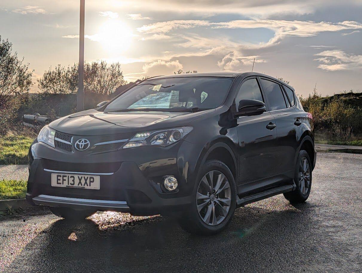 Used Toyota RAV4 2013 for sale - 76825107: Photo 3