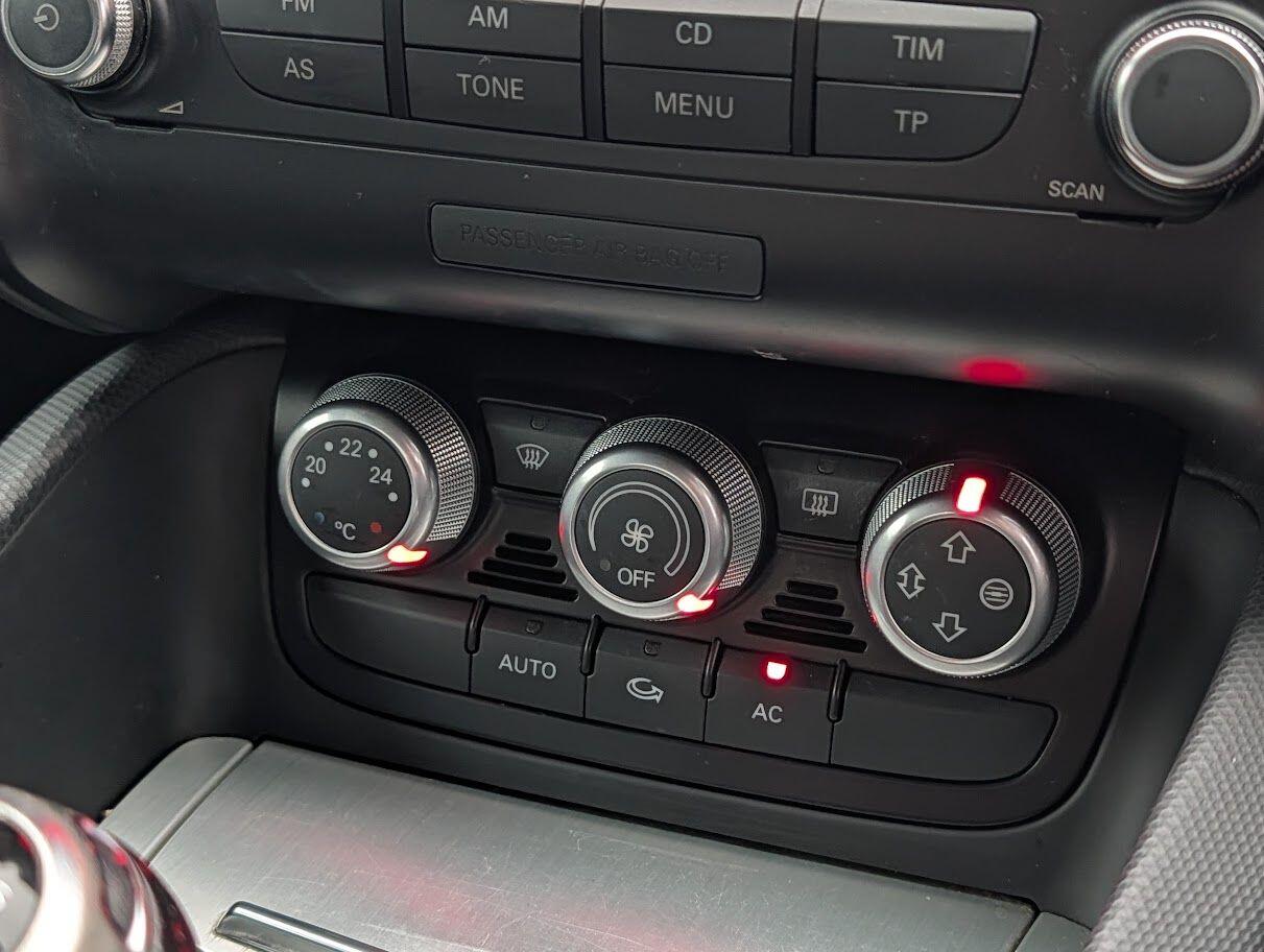 Used Audi TT 2012 for sale - 76527735: Photo 15