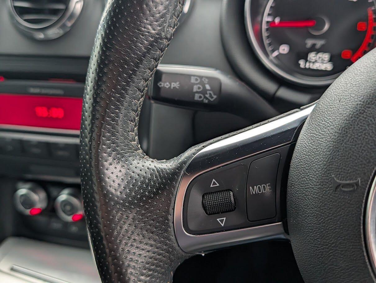 Used Audi TT 2012 for sale - 76527735: Photo 16