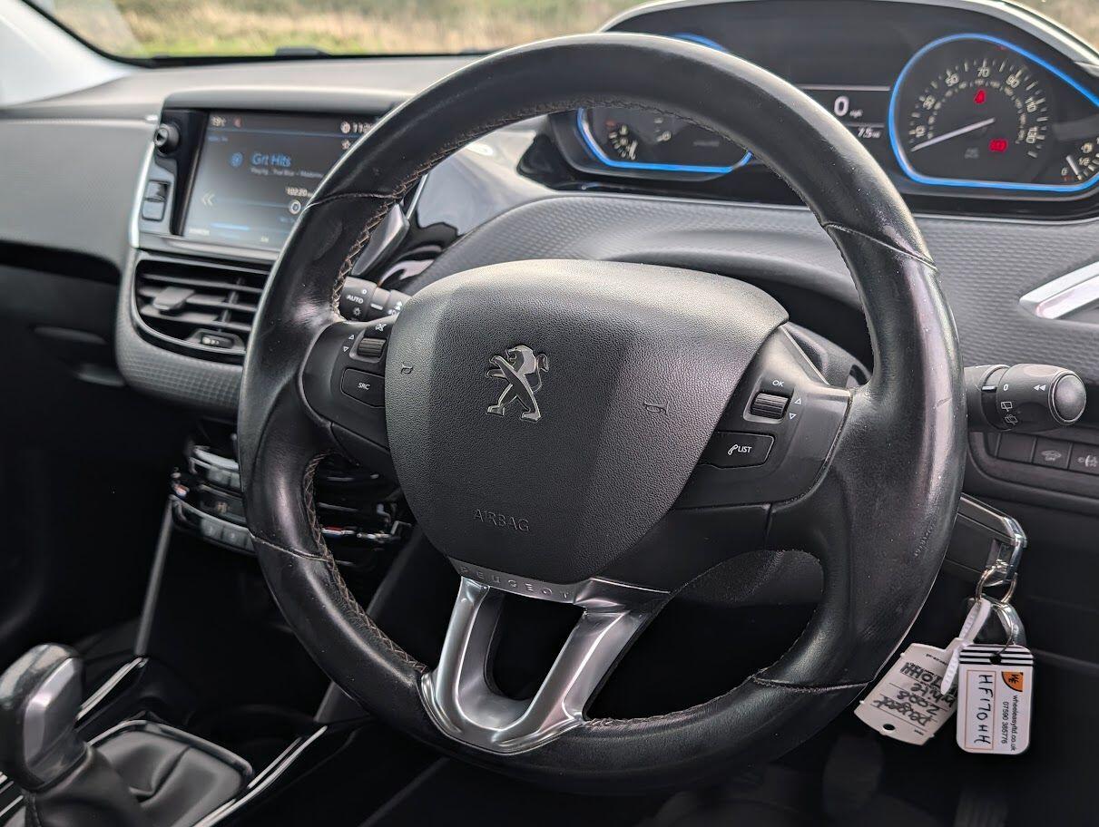 Used Peugeot 2008 2017 for sale - 76823470: Photo 26