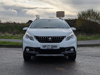 Used Peugeot 2008 2017 for sale - 76823470: Photo