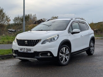 Used Peugeot 2008 2017 for sale - 76823470: Photo