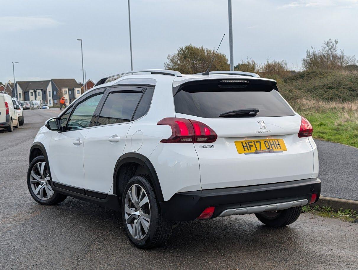 Used Peugeot 2008 2017 for sale - 76823470: Photo 4