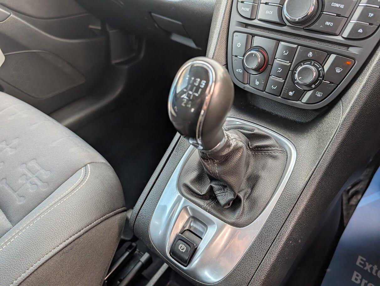 Used Vauxhall Meriva 2015 for sale - 76657572: Photo 11