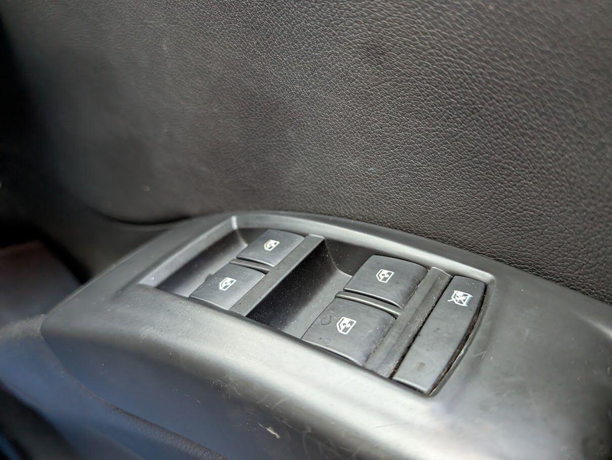 Used Vauxhall Meriva 2015 for sale - 76657572: Photo 18