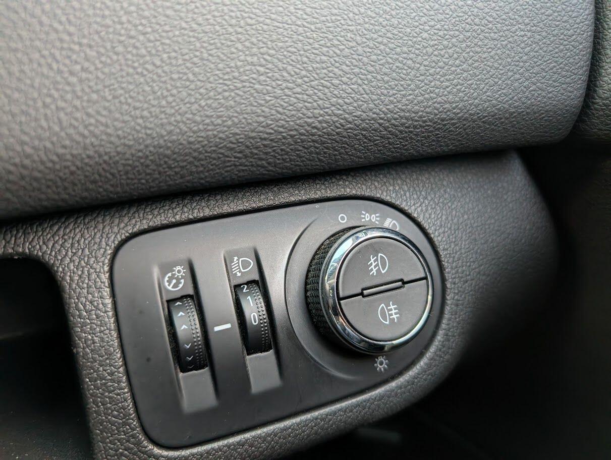 Used Vauxhall Meriva 2015 for sale - 76657572: Photo 19