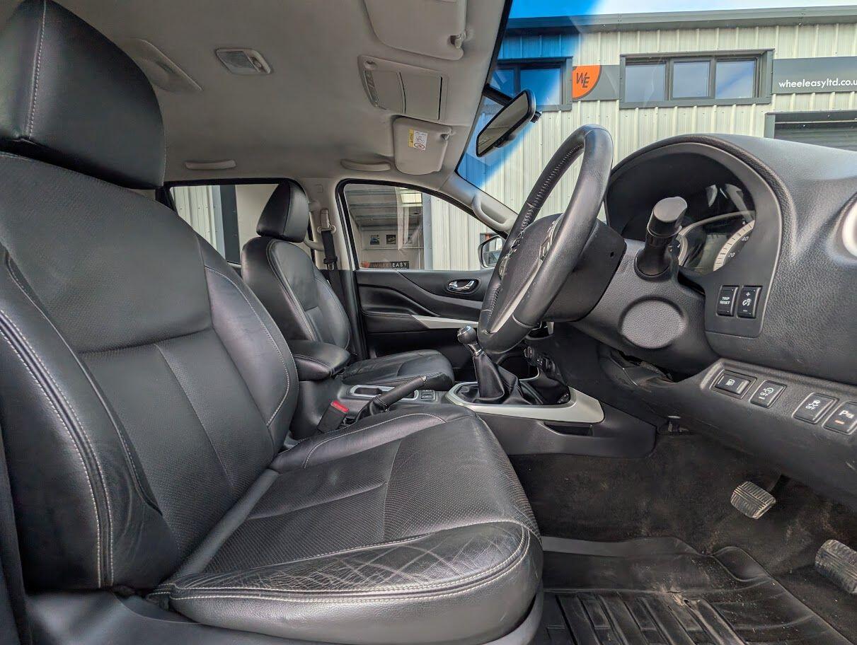 Used Nissan Navara 2017 for sale - 77525149: Photo 11
