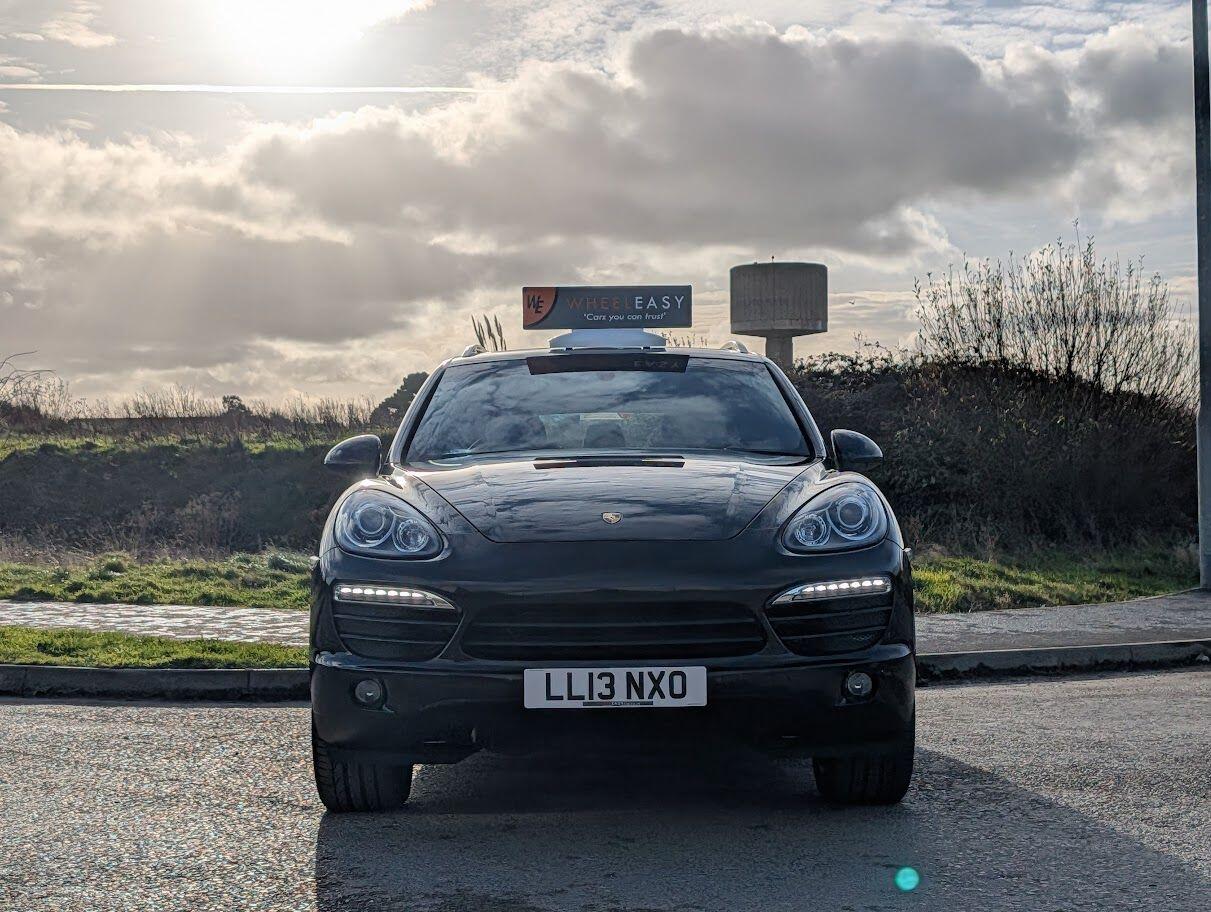 Used Porsche Cayenne 2013 for sale - 77131550: Photo 2