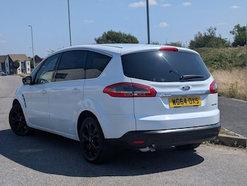 Used Ford S-Max 2014 for sale - 75588296: Photo