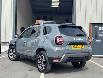 Used Dacia Duster 2023 for sale - 78675508: Photo