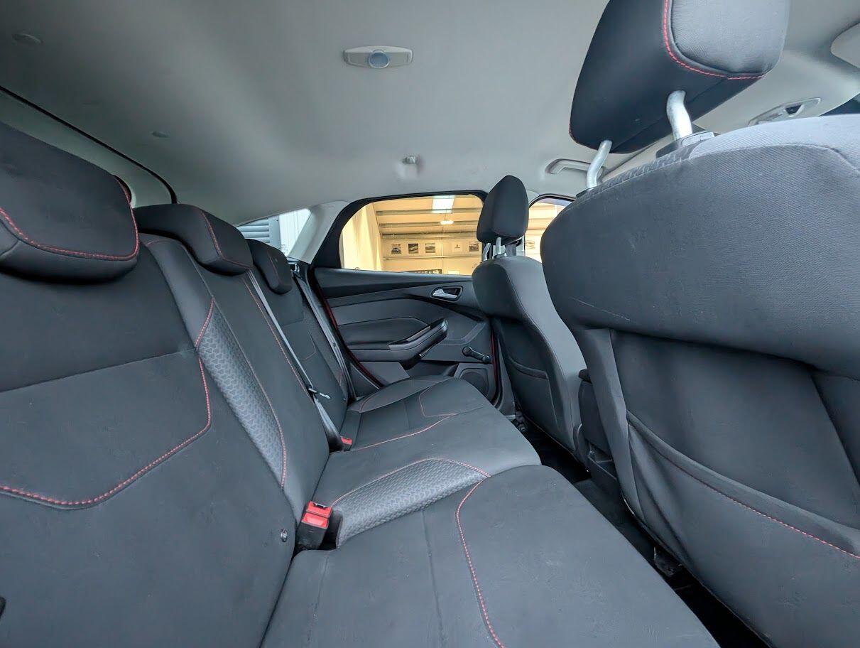 Used Ford Focus 2015 for sale - 77305846: Photo 13
