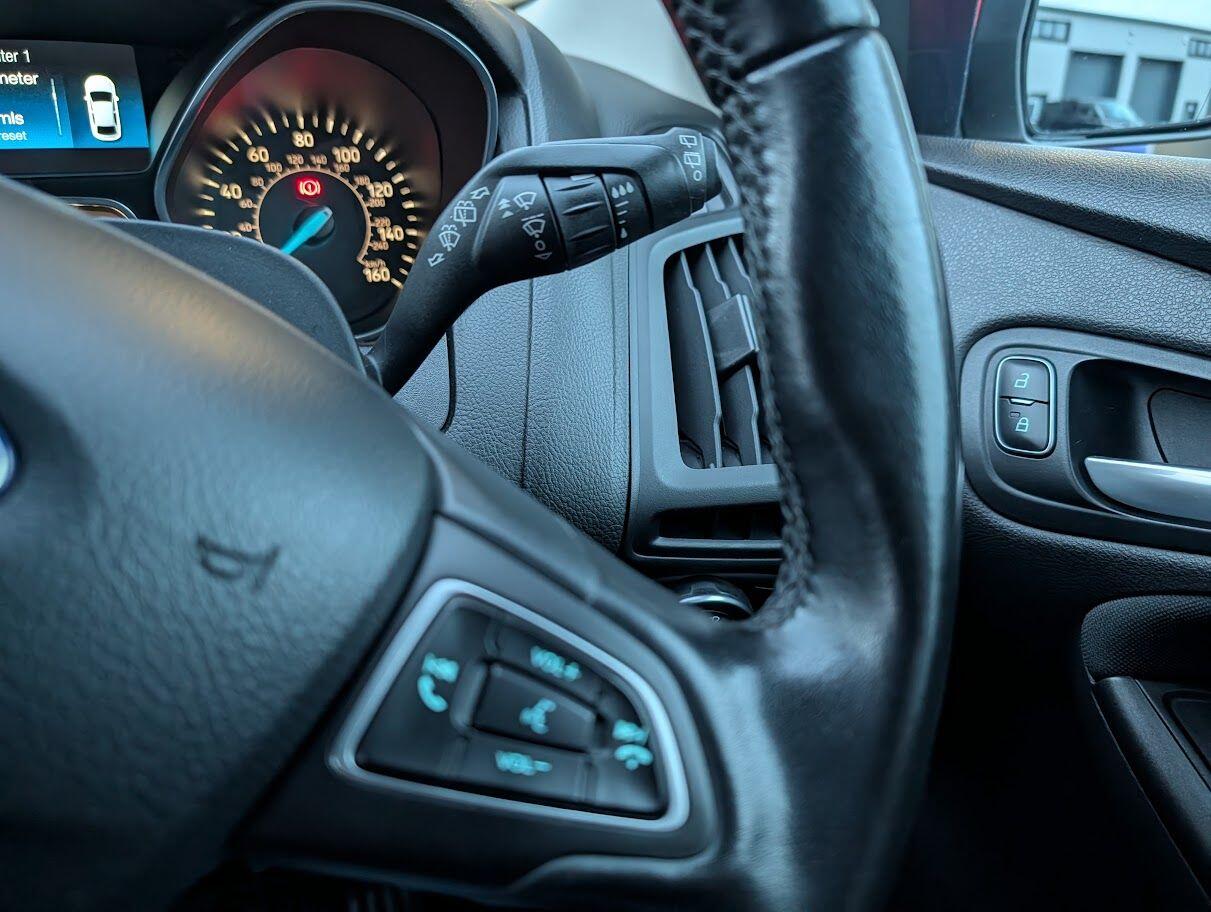 Used Ford Focus 2015 for sale - 77305846: Photo 16