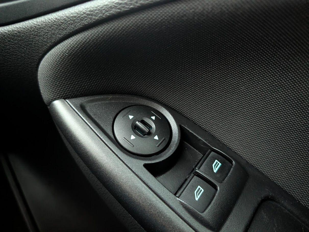 Used Ford Focus 2015 for sale - 77305846: Photo 18