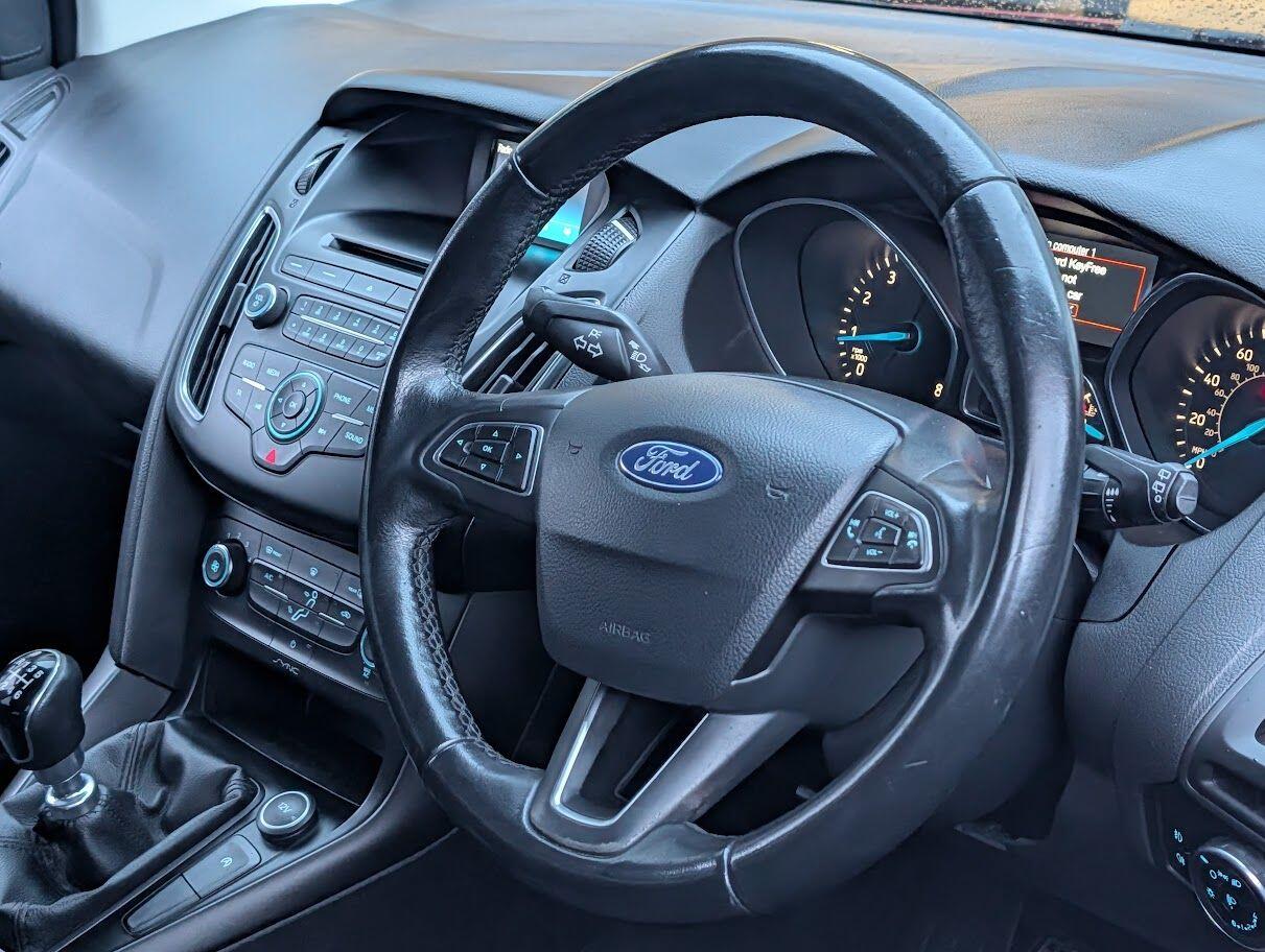 Used Ford Focus 2015 for sale - 77305846: Photo 28
