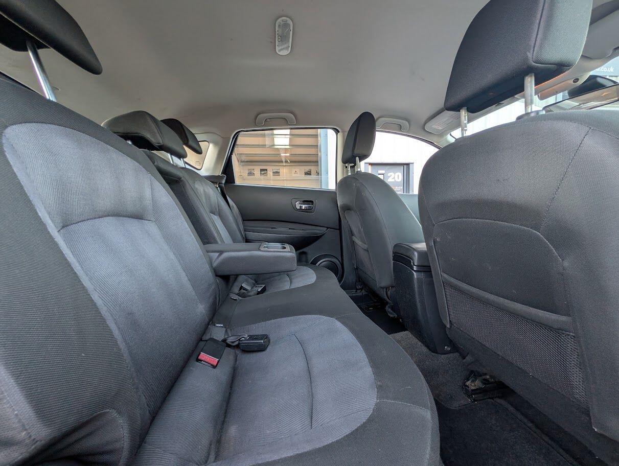 Used Nissan Qashqai 2010 for sale - 77784685: Photo 12