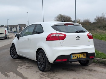Used Kia Rio 2013 for sale - 77040054: Photo