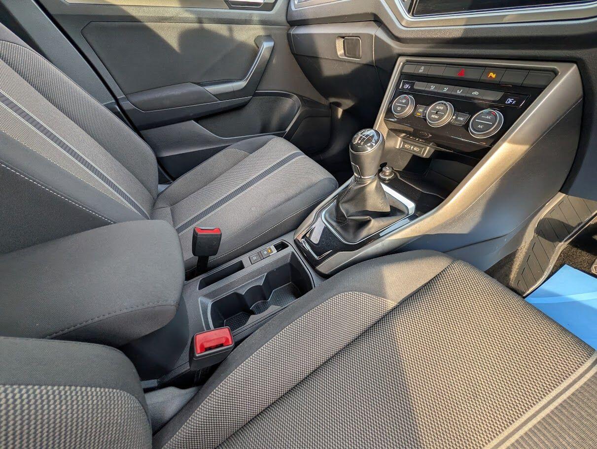 Used Volkswagen T-Roc for sale - 77237995: Photo 28