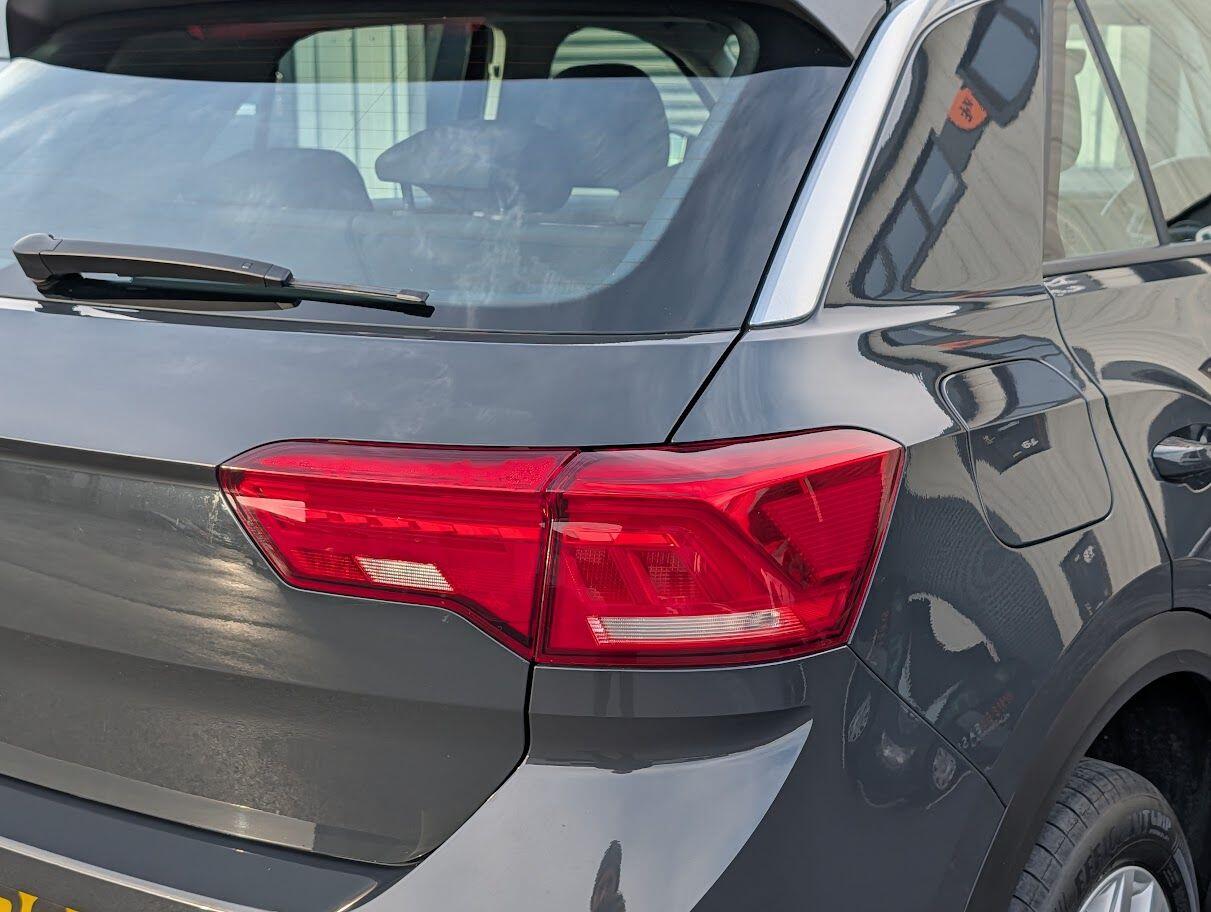 Used Volkswagen T-Roc for sale - 77237995: Photo 29