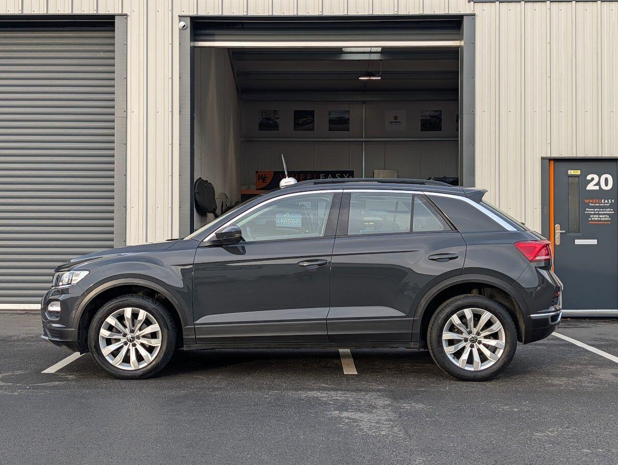 Used Volkswagen T-Roc for sale - 77237995: Photo 5