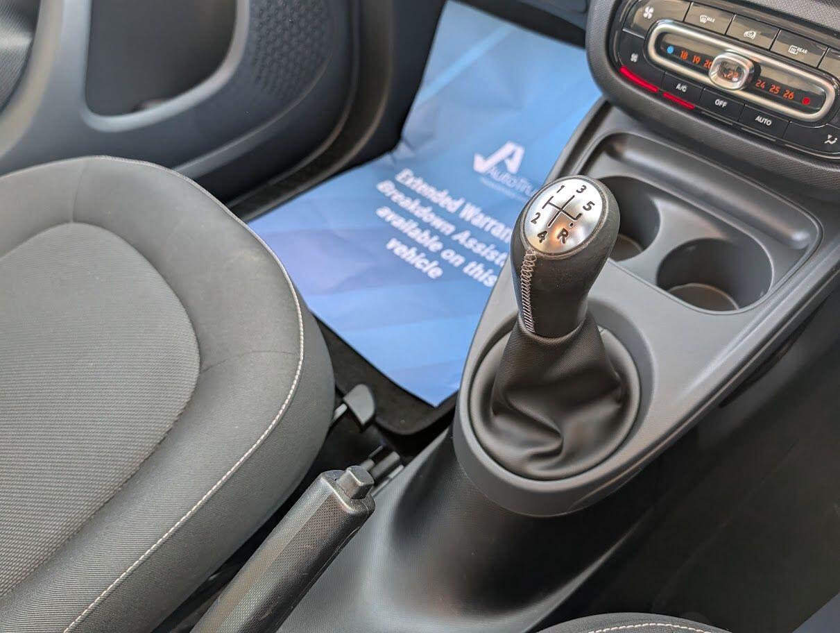 Used smart fortwo 2017 for sale - 77040817: Photo 11