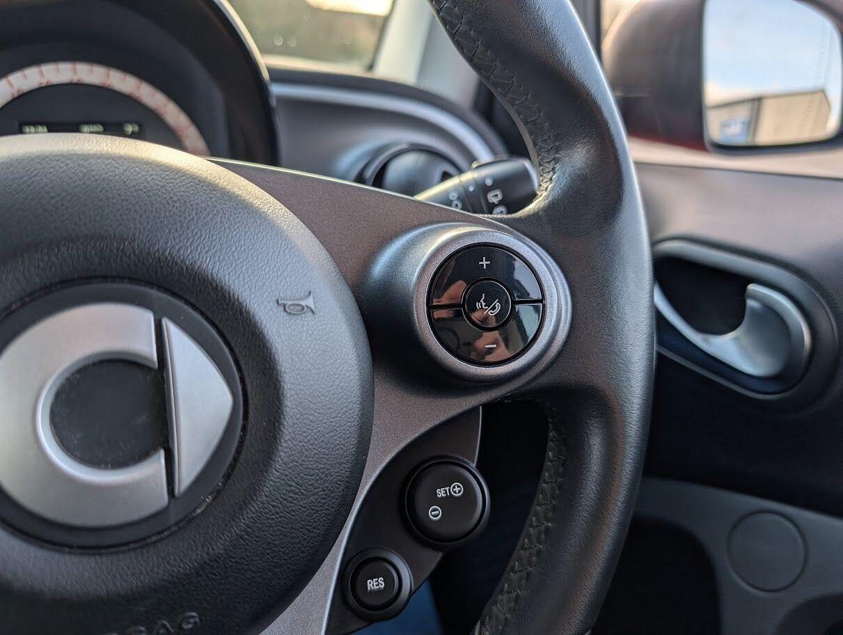 Used smart fortwo 2017 for sale - 77040817: Photo 14