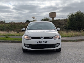 Used Volkswagen Polo 2014 for sale - 76270625: Photo