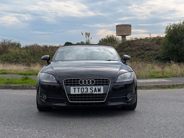 Used Audi TT 2010 for sale - 76188705: Photo 2