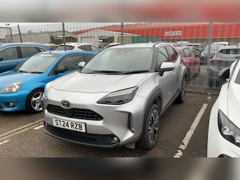 Used Toyota Yaris Cross 2024 for sale - 76138132: Photo