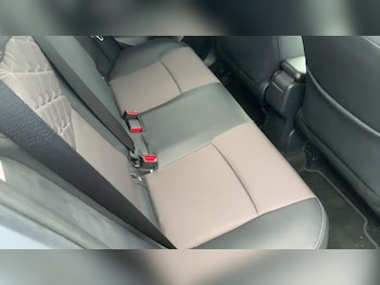 Used Toyota Yaris Cross 2024 for sale - 76138132: Photo