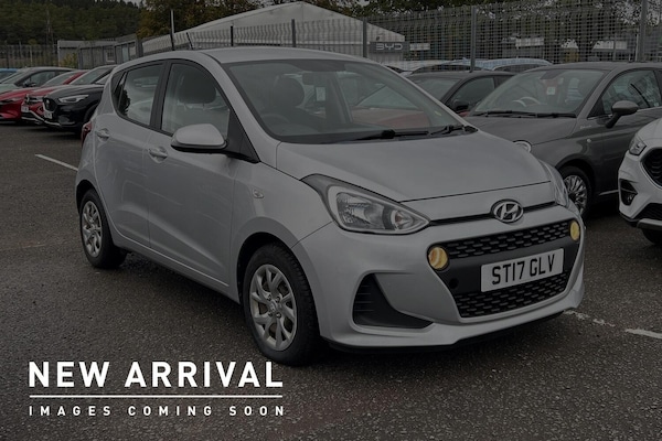 Used Hyundai i10 2017 for sale - 76152113: Photo 1