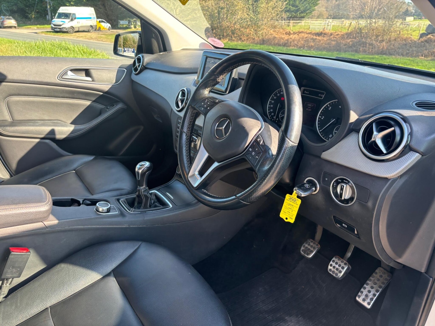 Used Mercedes-Benz B Class 2014 for sale - 77951729: Photo 10